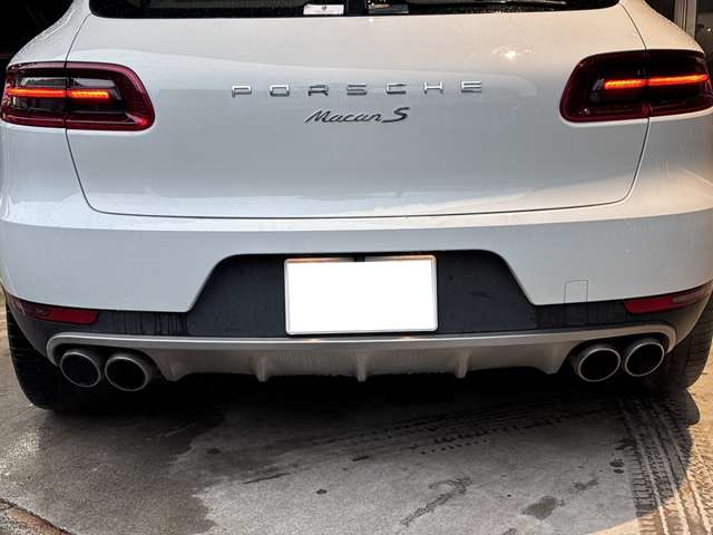 Porsche Macan 11