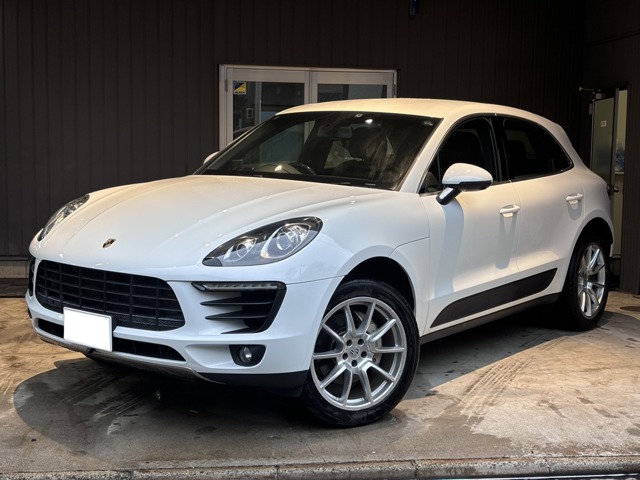 Porsche Macan 3