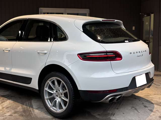 Porsche Macan 10