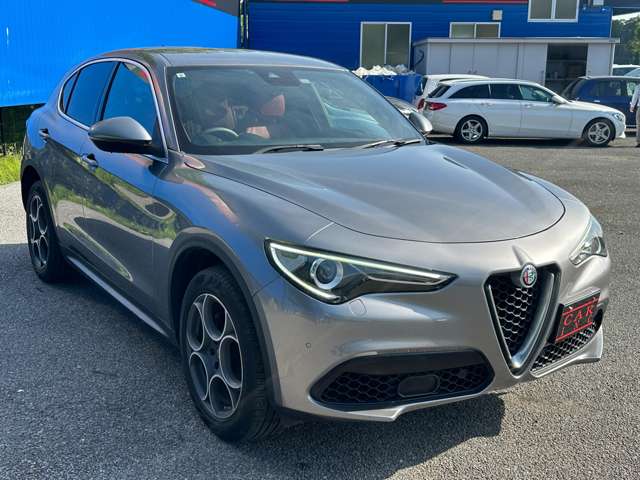 Alfa Romeo Stelvio 11