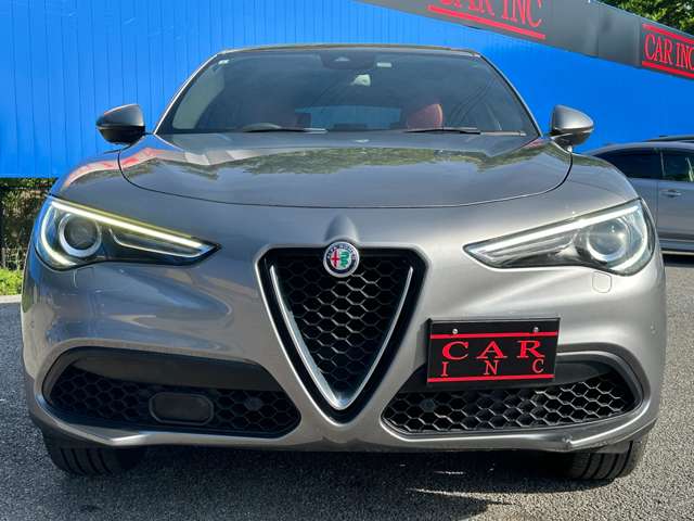 Alfa Romeo Stelvio 10