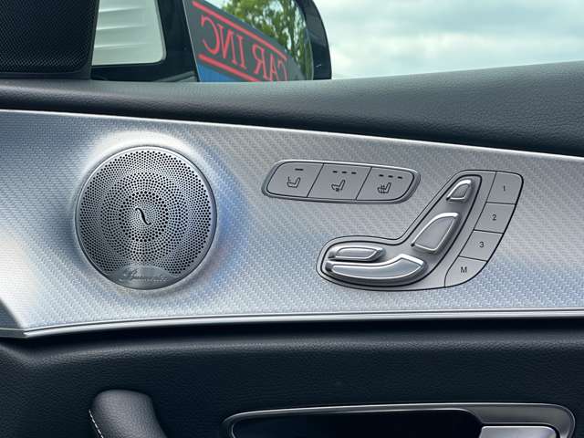 Mercedes-Benz E-Class All-Terrain 11