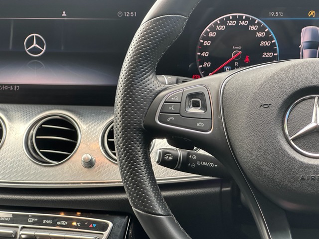 Mercedes-Benz E-Class All-Terrain 8