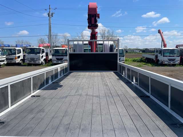 Isuzu Forward 9