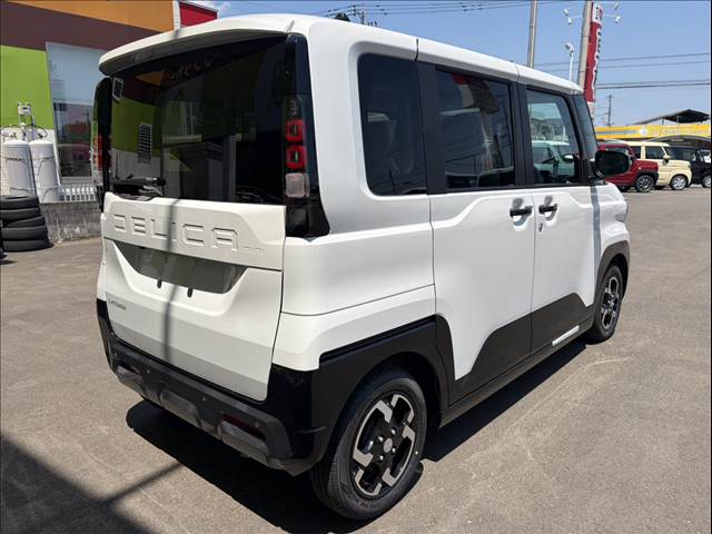 Mitsubishi Delica Mini 6
