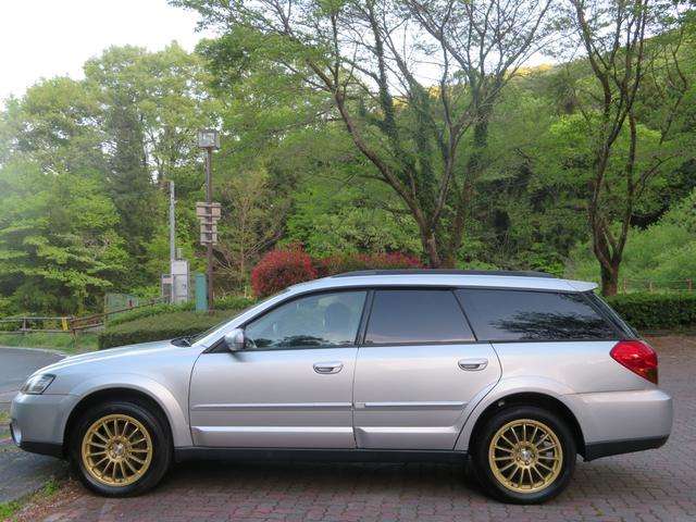 Subaru Legacy Outback 5