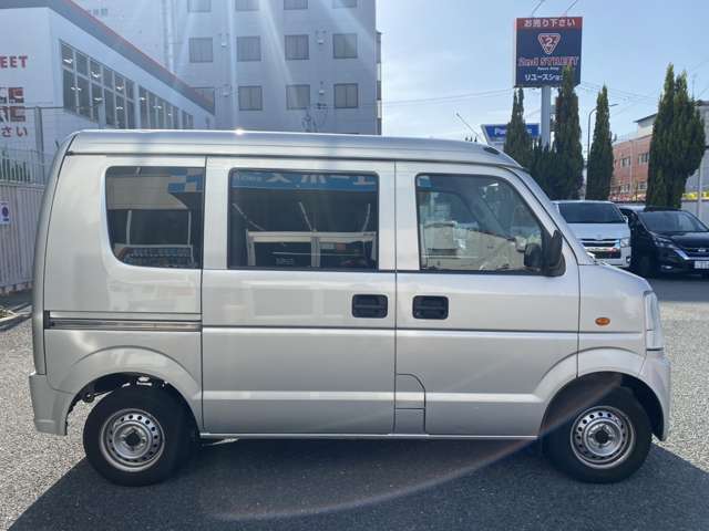 Nissan NV100 Clipper 12