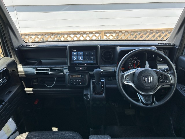 Honda N-VAN 9