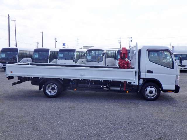 Mitsubishi Fuso Canter 7