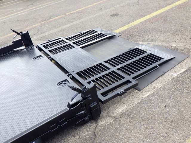 Mitsubishi Fuso Canter 10