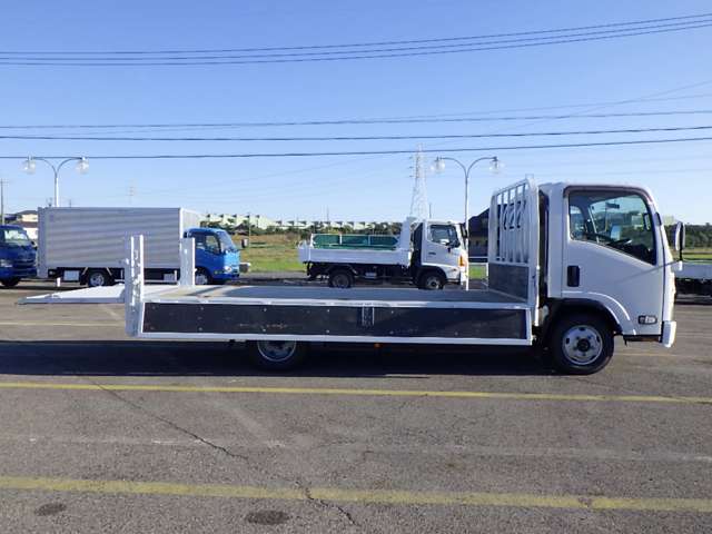 Isuzu Elf 11