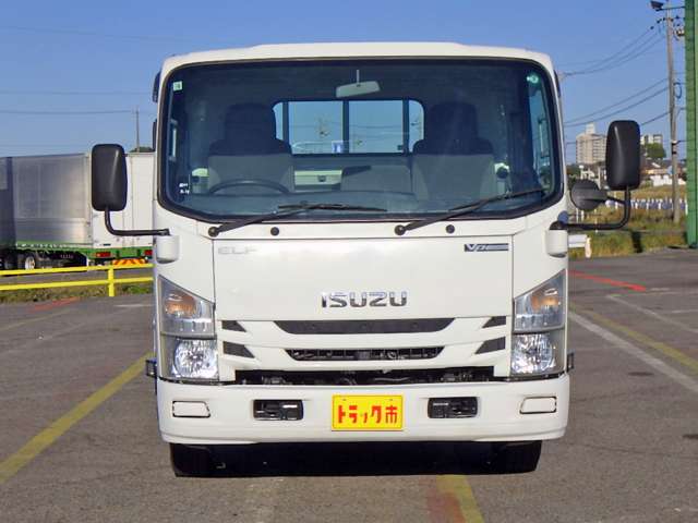 Isuzu Elf 5