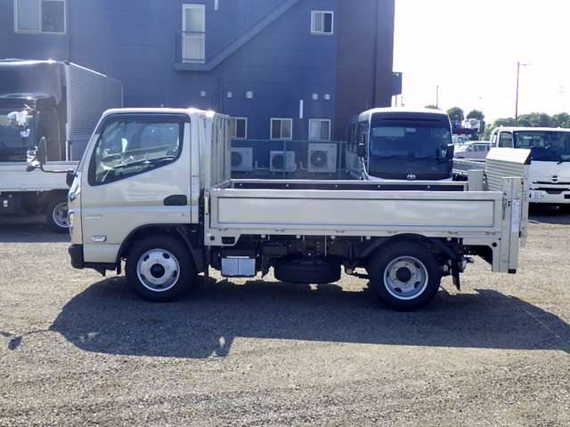 Mitsubishi Fuso Canter 4