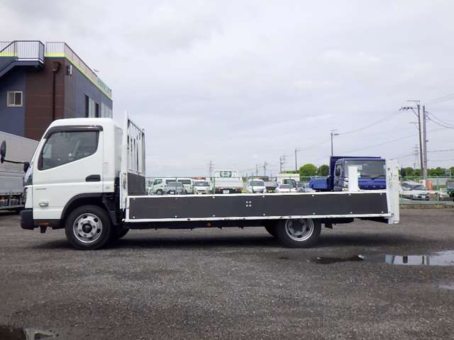 Mitsubishi Fuso Canter 10