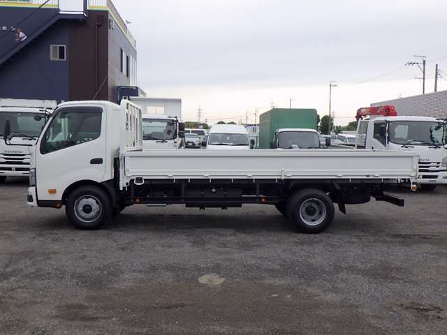 Hino Dutro 7