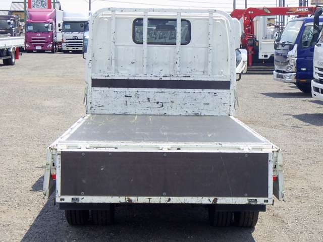 Hino Dutro 11