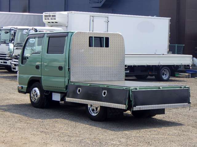 Isuzu Elf 11