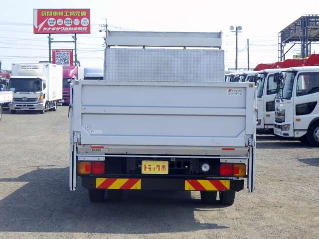 Hino Ranger 8