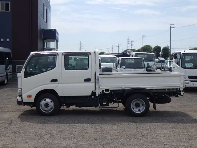 Hino Dutro 6