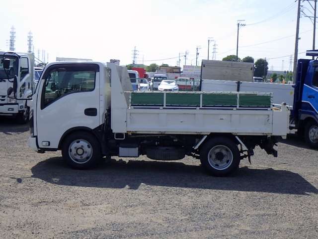 Isuzu Elf 7