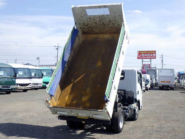 Isuzu Elf 10