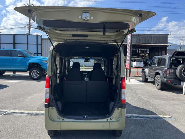 Honda N-VAN 11