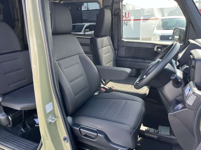 Honda N-VAN 8