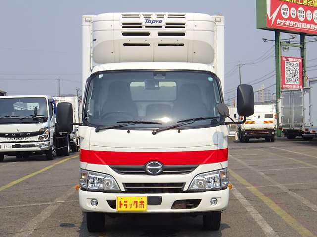 Hino Dutro 4