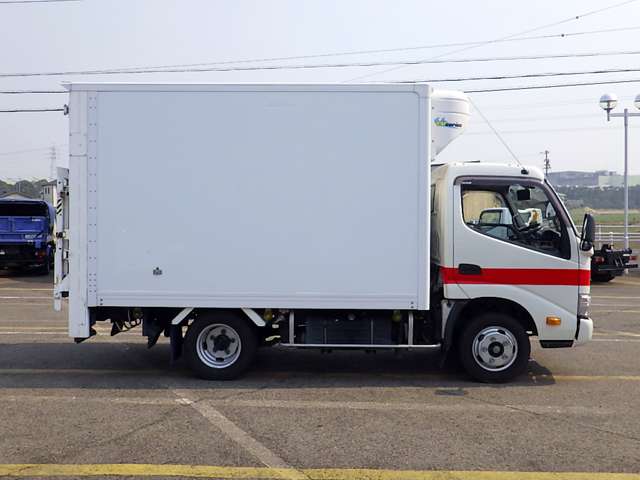 Hino Dutro 7