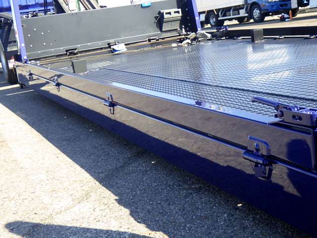 Mitsubishi Fuso Canter 12