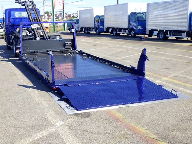 Mitsubishi Fuso Canter 10