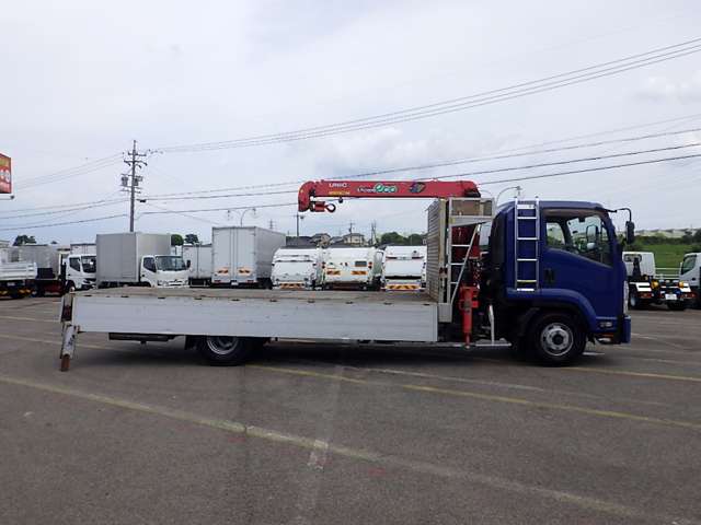 Isuzu Forward 9