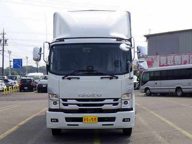 Isuzu Forward 5