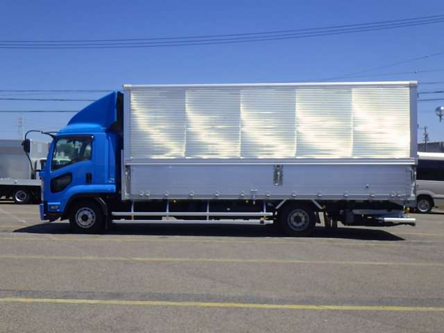 UD Trucks Condor 6