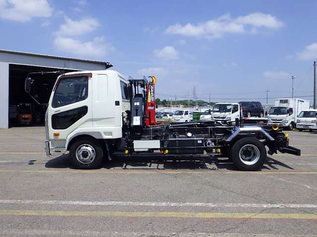 Mitsubishi Fuso Fighter 6