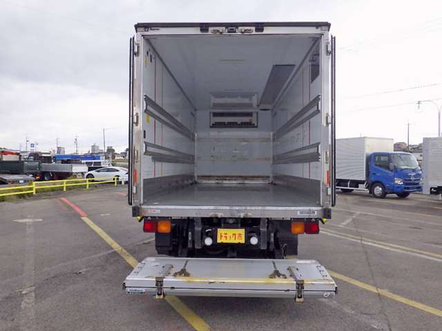 Isuzu Forward 10