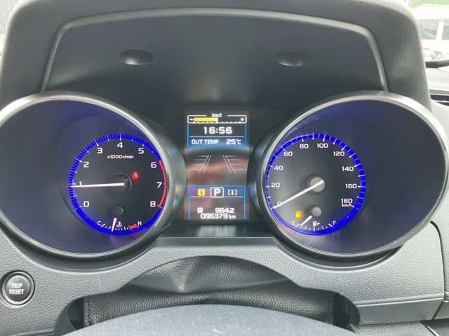 Subaru Legacy Outback 11