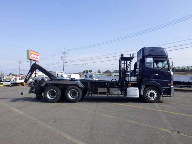 UD Trucks Quon 9