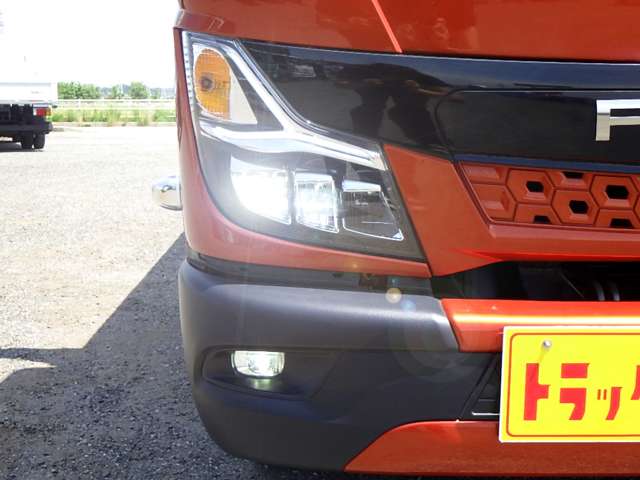 Mitsubishi Fuso Canter 5