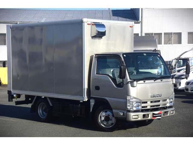 Isuzu Elf 4