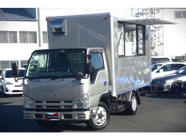 Isuzu Elf 10