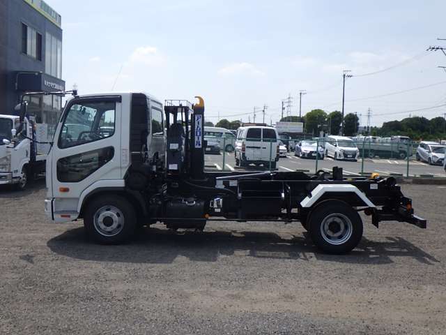 Mitsubishi Fuso Fighter 6