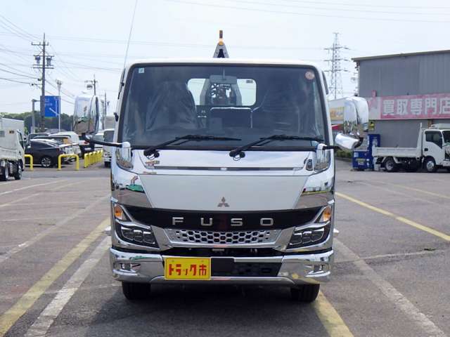 Mitsubishi Fuso Canter 5