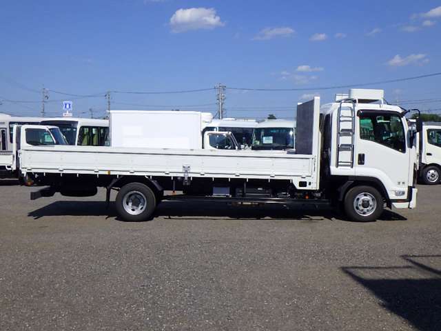 UD Trucks Condor 7