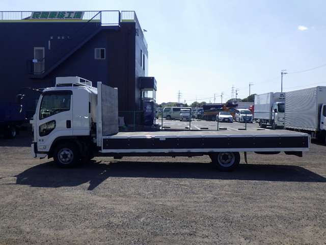 UD Trucks Condor 10