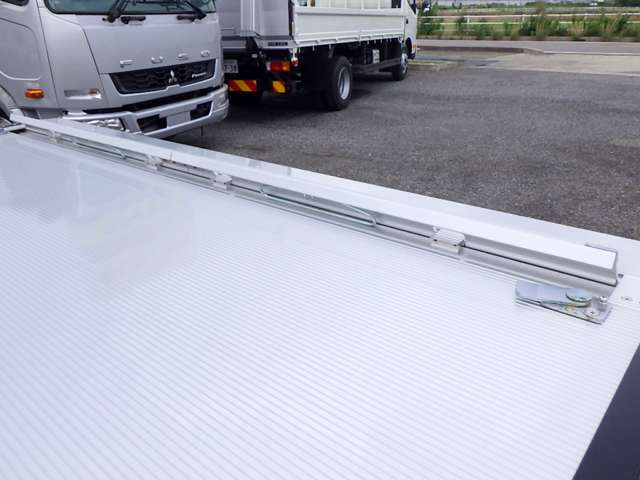 Mitsubishi Fuso Canter 12
