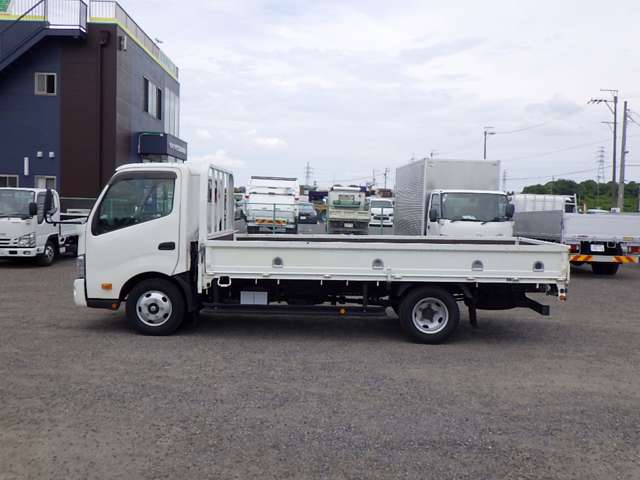 Hino Dutro 7