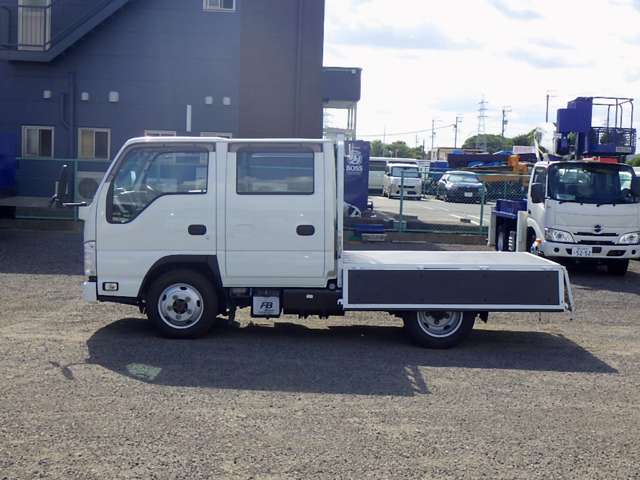 Isuzu Elf 10