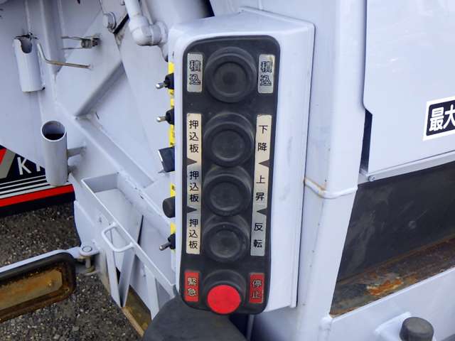 Hino Dutro 11