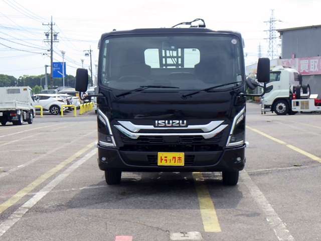 Isuzu Elf 5